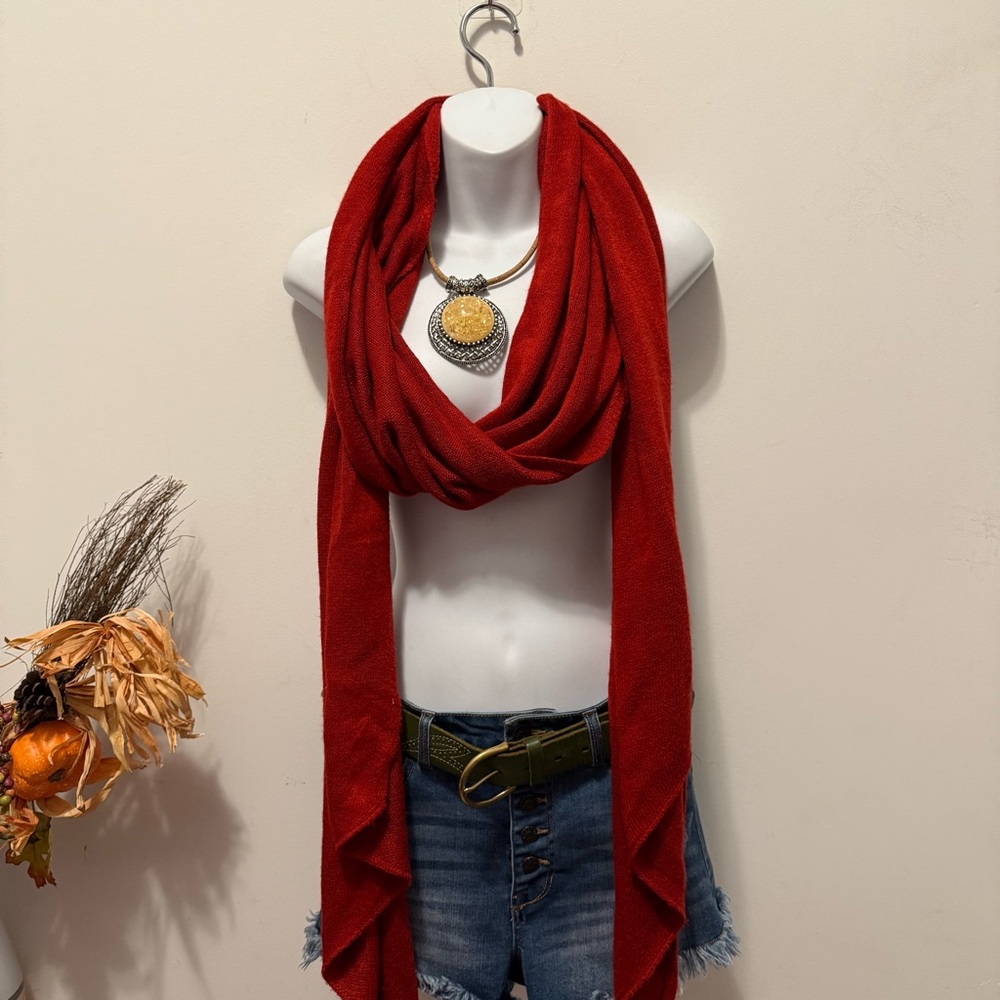 Y2k cozy and versatile red long boho scarf ❤️🍁